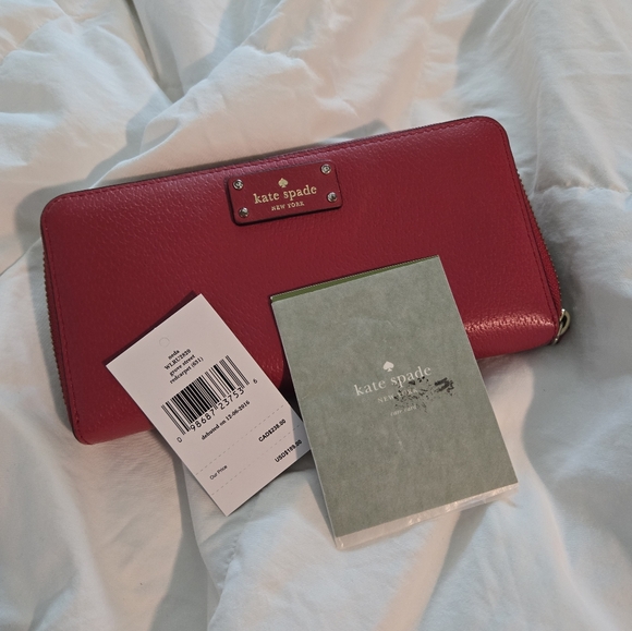 Kate Spade New York Red Leather Zip-Around Wallet - Picture 2 of 10